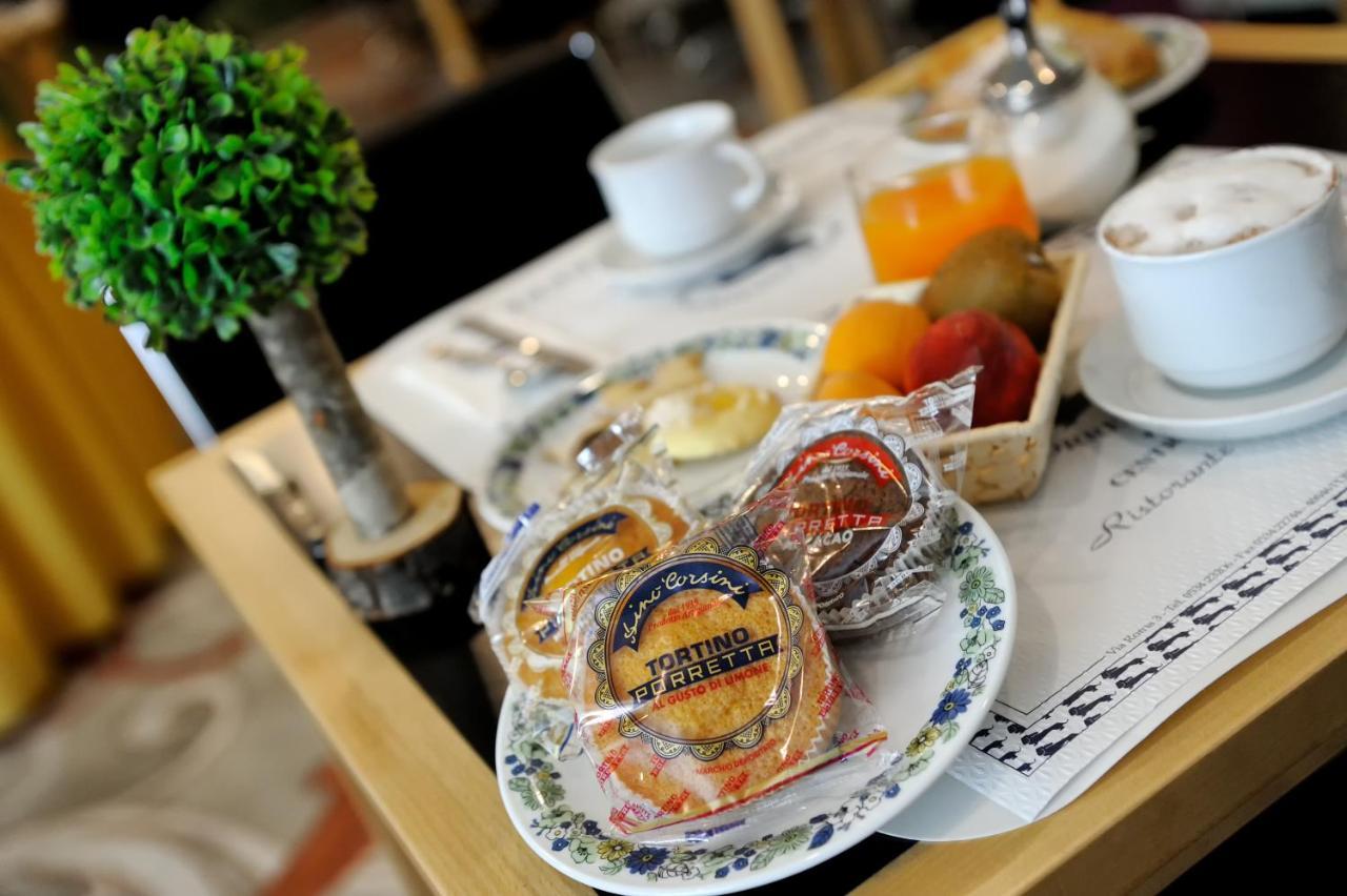 Hotel Santoli ปอร์เรตตา แตร์เม ภายนอก รูปภาพ