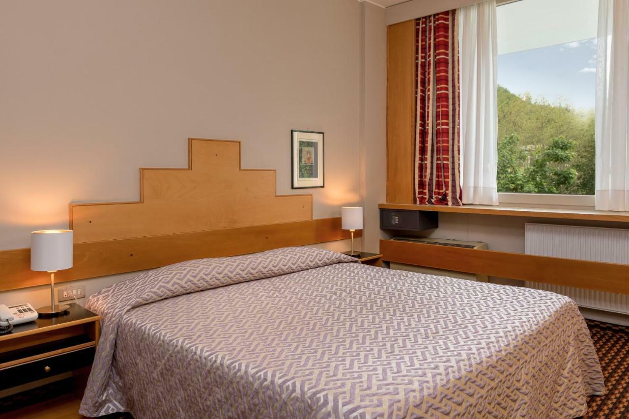 Hotel Santoli ปอร์เรตตา แตร์เม ห้อง รูปภาพ